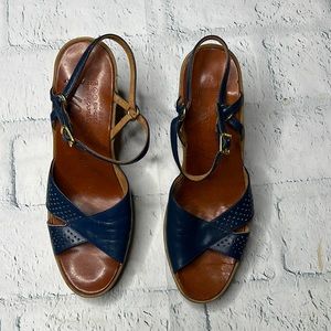 Elegant Blue Leather Sandals with Woven Design